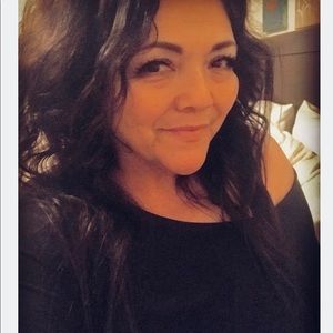 Meet your Posher, Connie